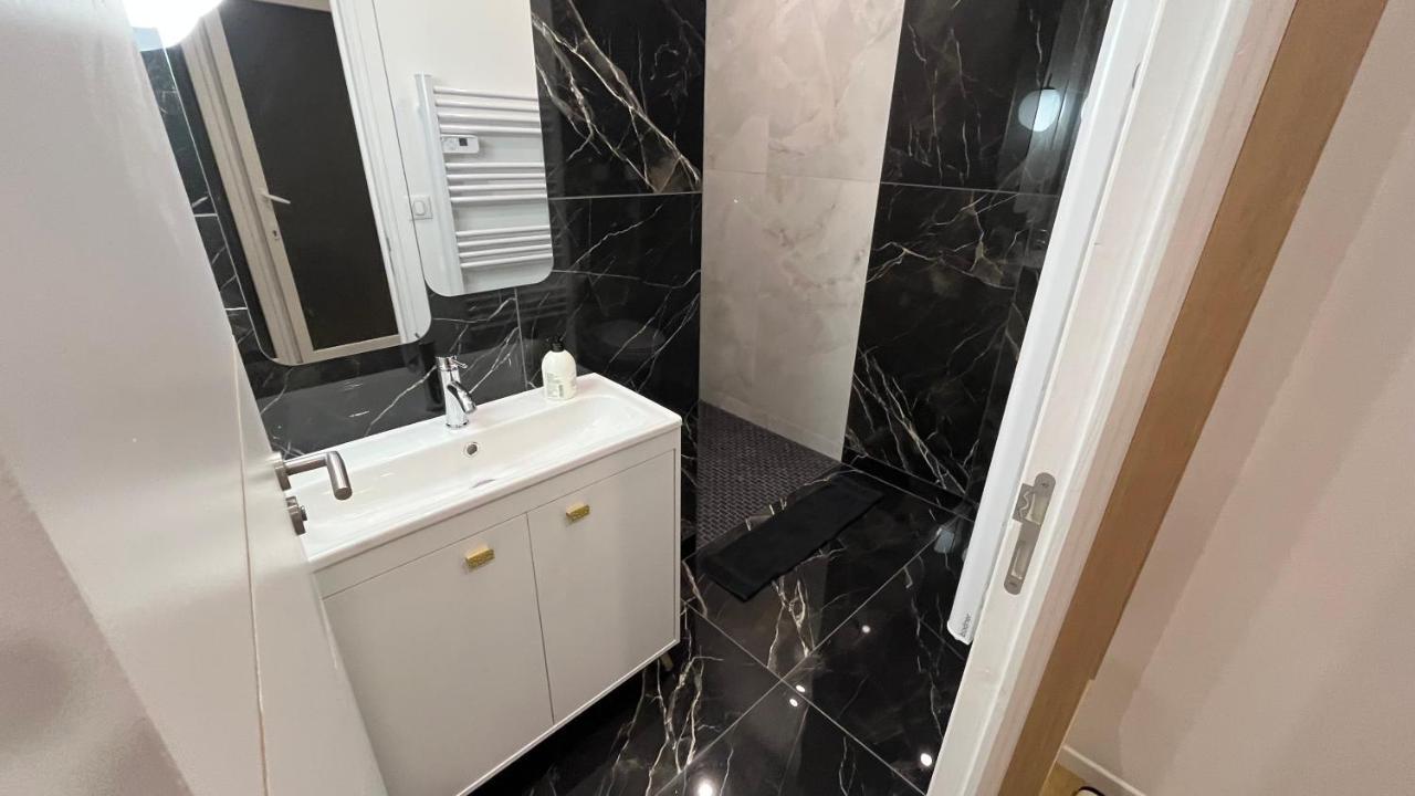 Appartement Luxe Jaune Saint-Etienne  Eksteriør billede